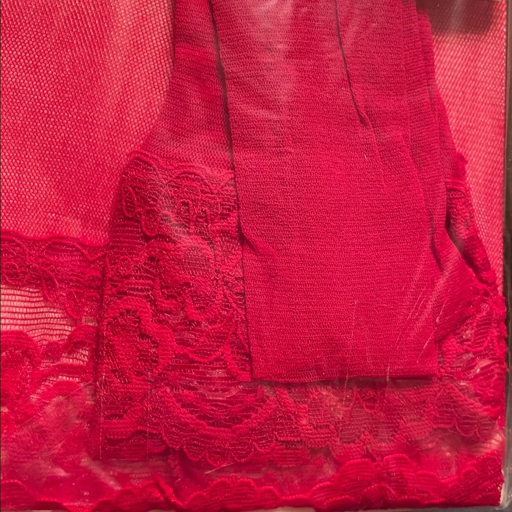 NEW Frederick’s of Hollywood Lace Top Stockings LARGE Sheer Red Nylon Stretch